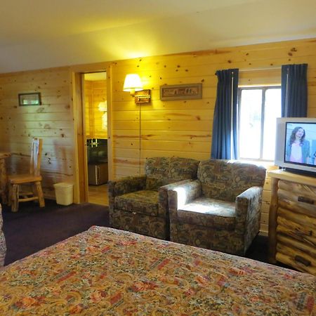 Econo Lodge Bayview Mackinaw City Zewnętrze zdjęcie