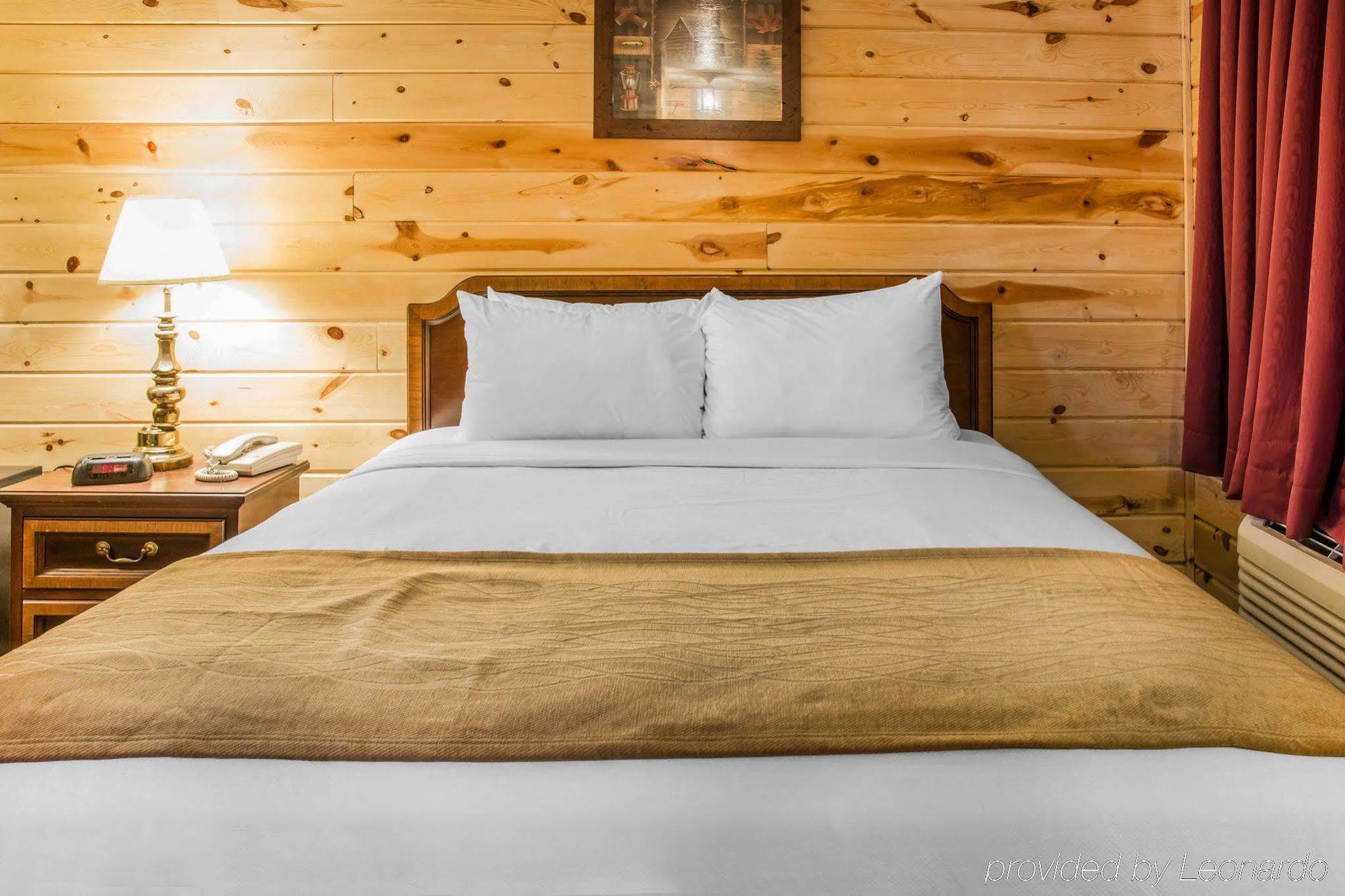 Econo Lodge Bayview Mackinaw City Zewnętrze zdjęcie